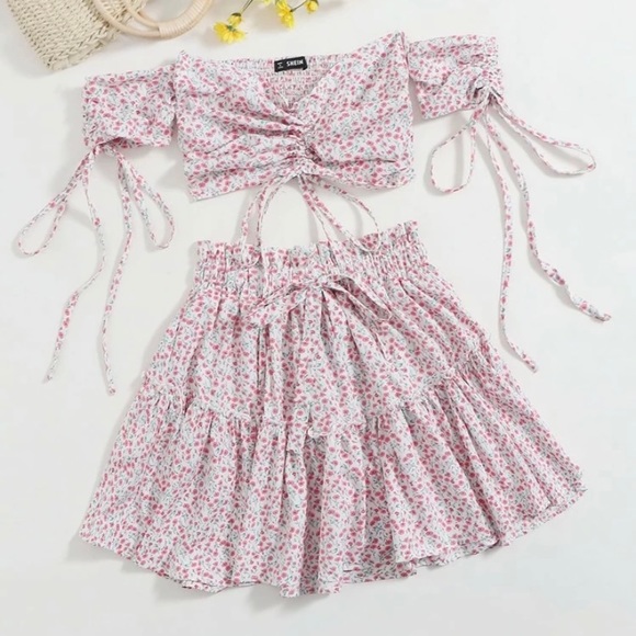 💕ditsy floral print 2 piece💕 - Picture 1 of 1